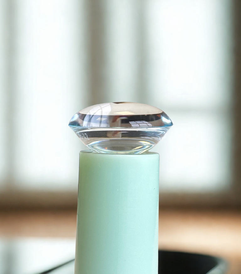 Scleral lenses positioned to look like a refractive bubble